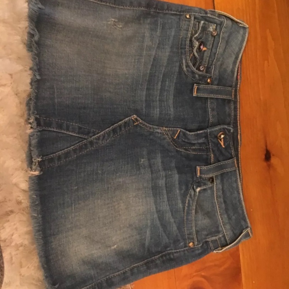 Adorable true religion denim skirt